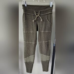 FP Free People Movement KYOTO Moto Leggings Olive Green Sz S